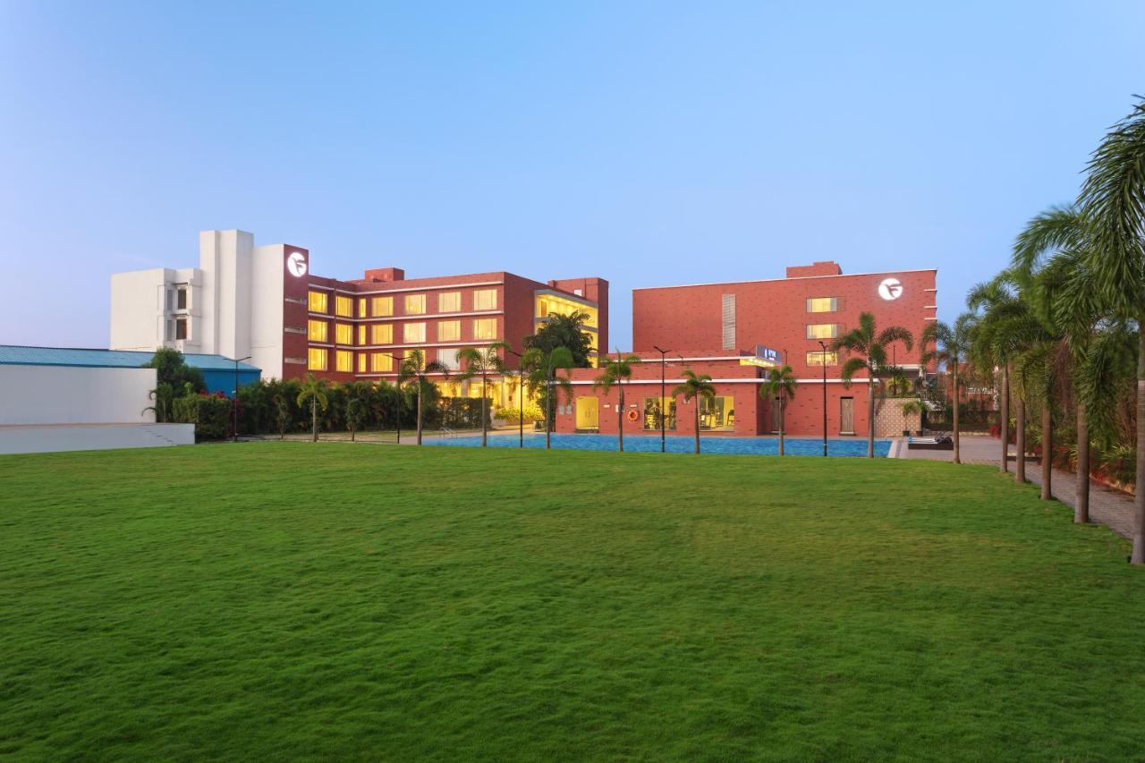 Fortune Park Airport Road, Hubballi - Member Itc Hotels' Group Екстериор снимка