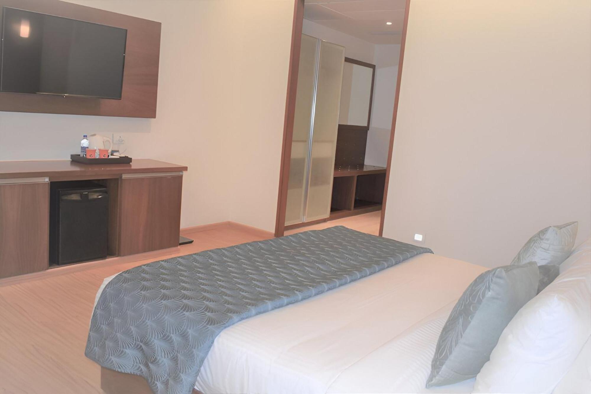 Fortune Park Airport Road, Hubballi - Member Itc Hotels' Group Екстериор снимка